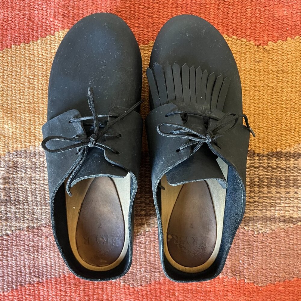 Bryr Zoe Platform Clogs with removable kiltie